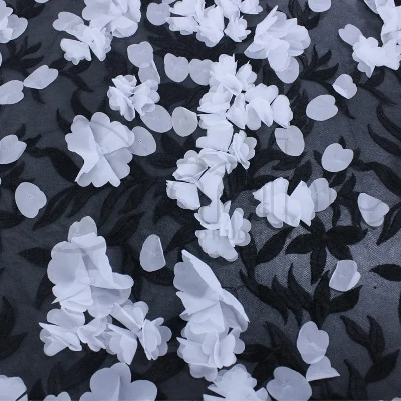 3D Floral Lace Fabric Black/White 130 cm