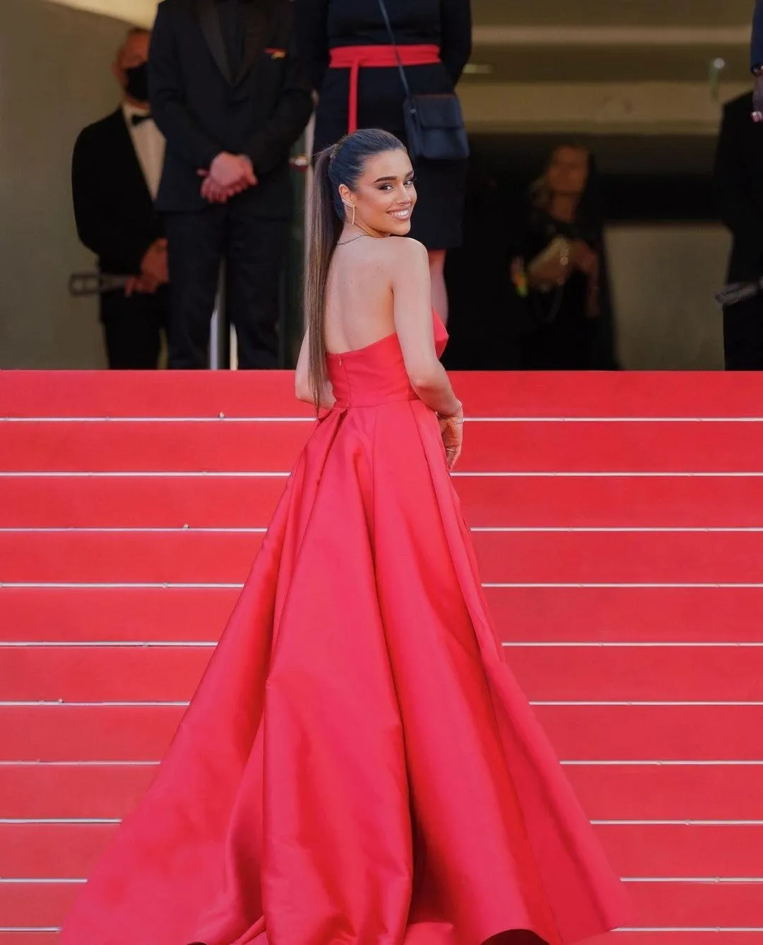 A-line Satin Red Carpet Dress for Prom