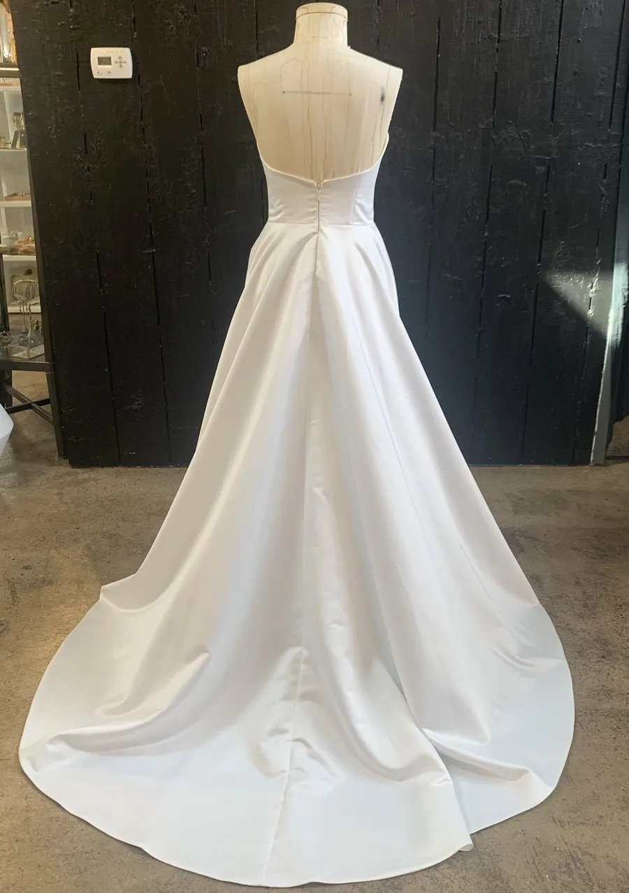 A-line Strapless Satin Wedding Dress with Pockets