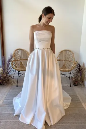 A-line Strapless Satin Wedding Dress with Pockets