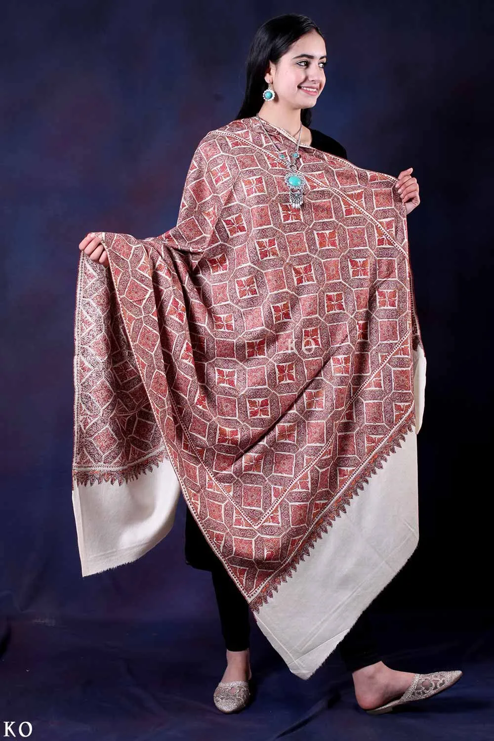 Abastract Design Sozni Embroidered Pashmina Jamawar Shawl