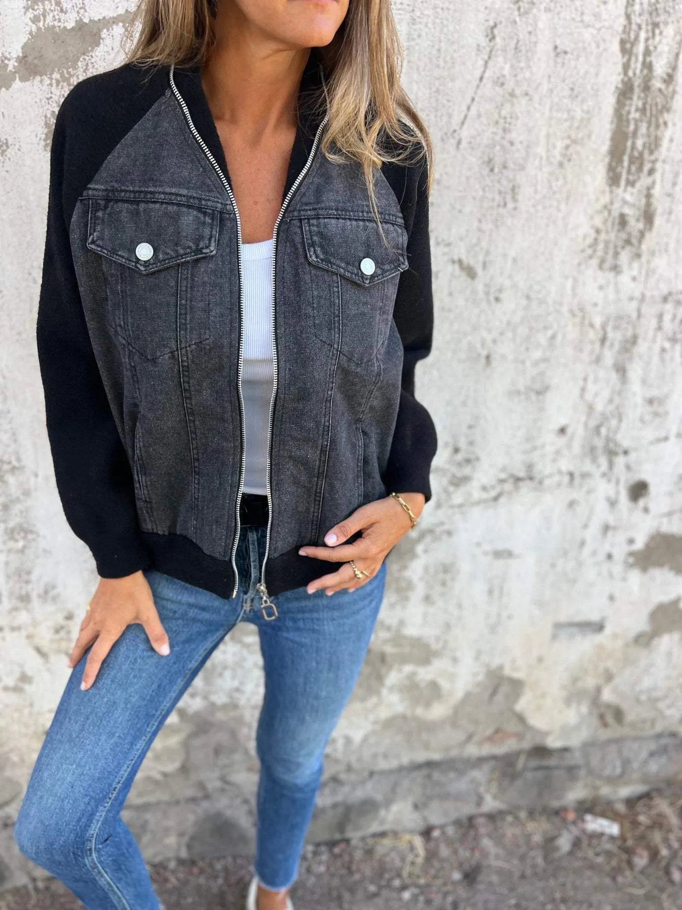 Beatrix | Modern jacket with denim