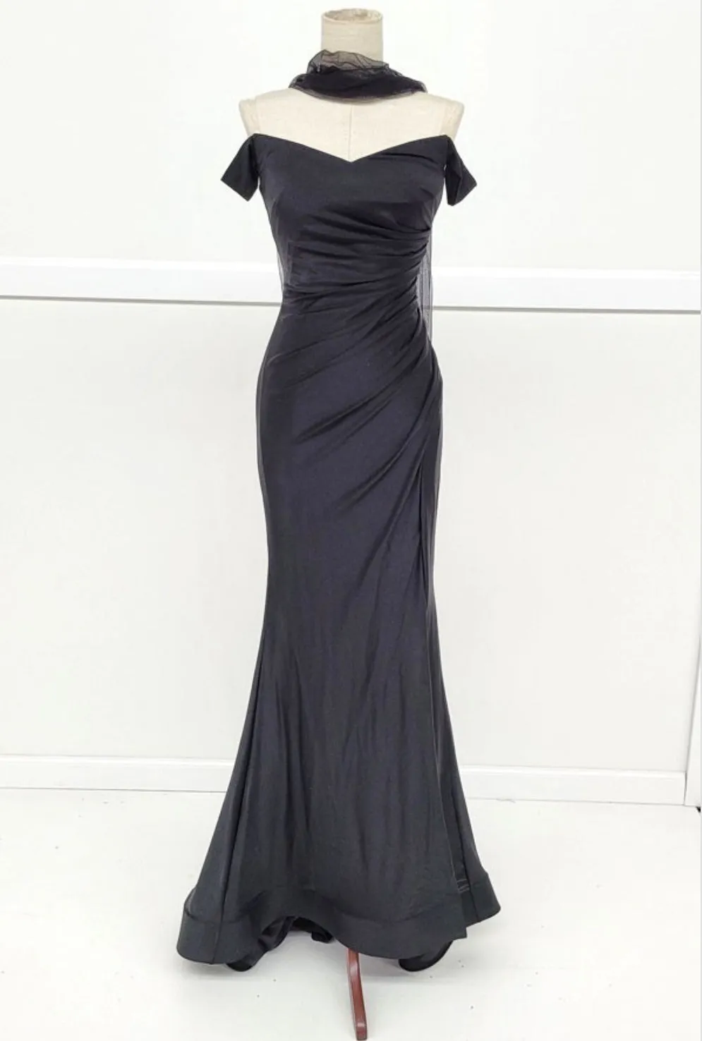 Chicas Evening Gown YG5025