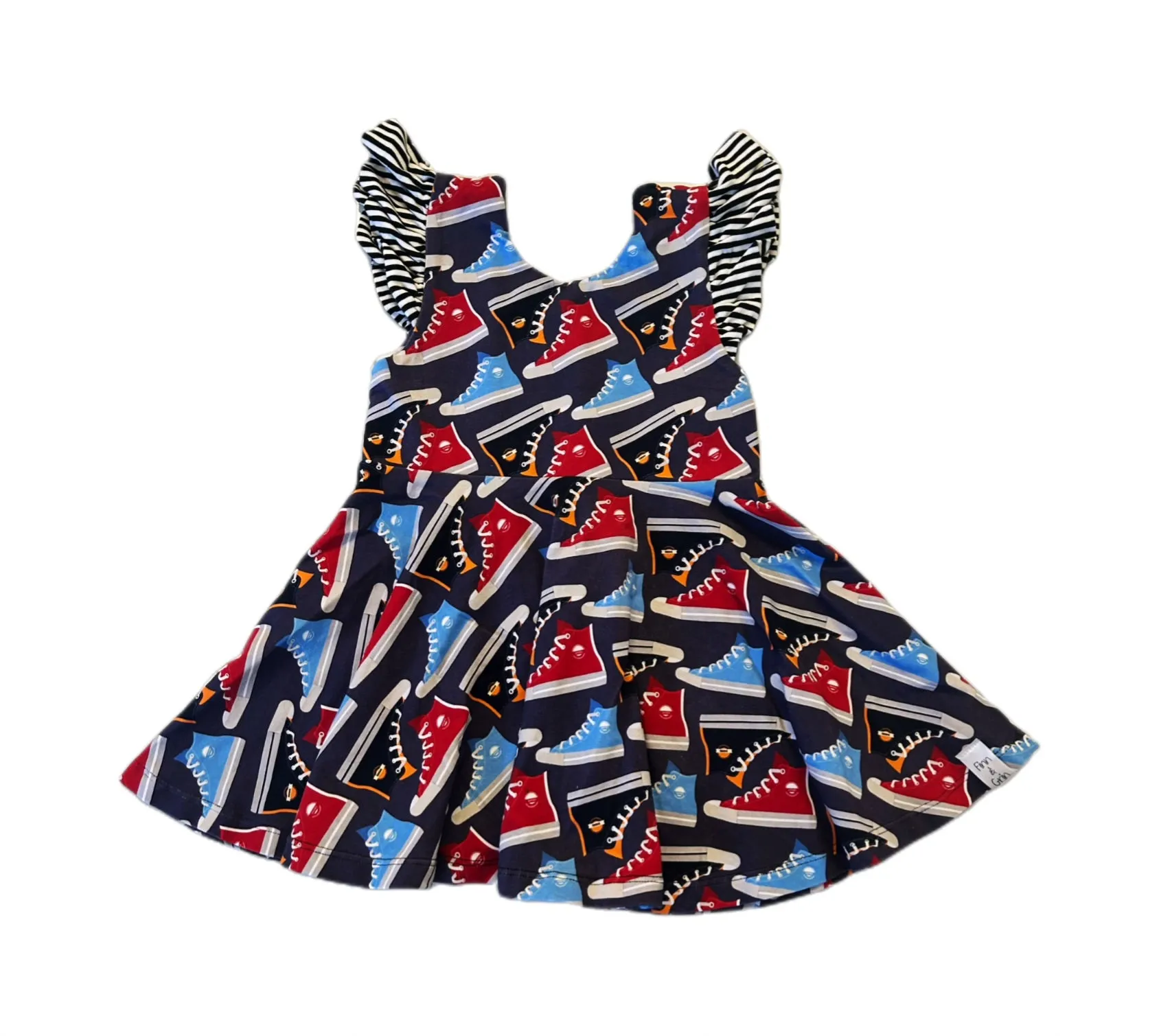 Finn & Grin swing top size 5