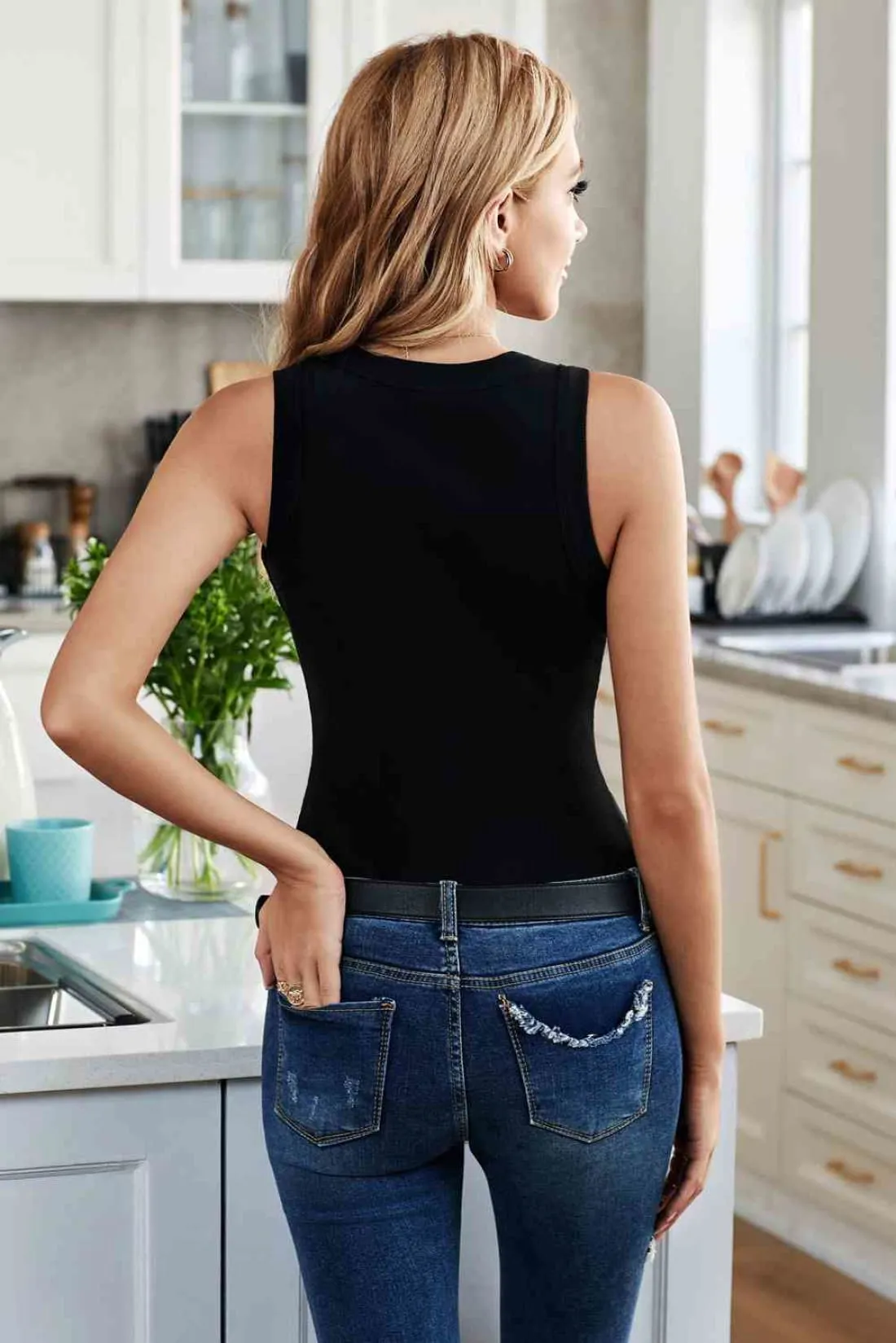 Fitted High-Neck Tank