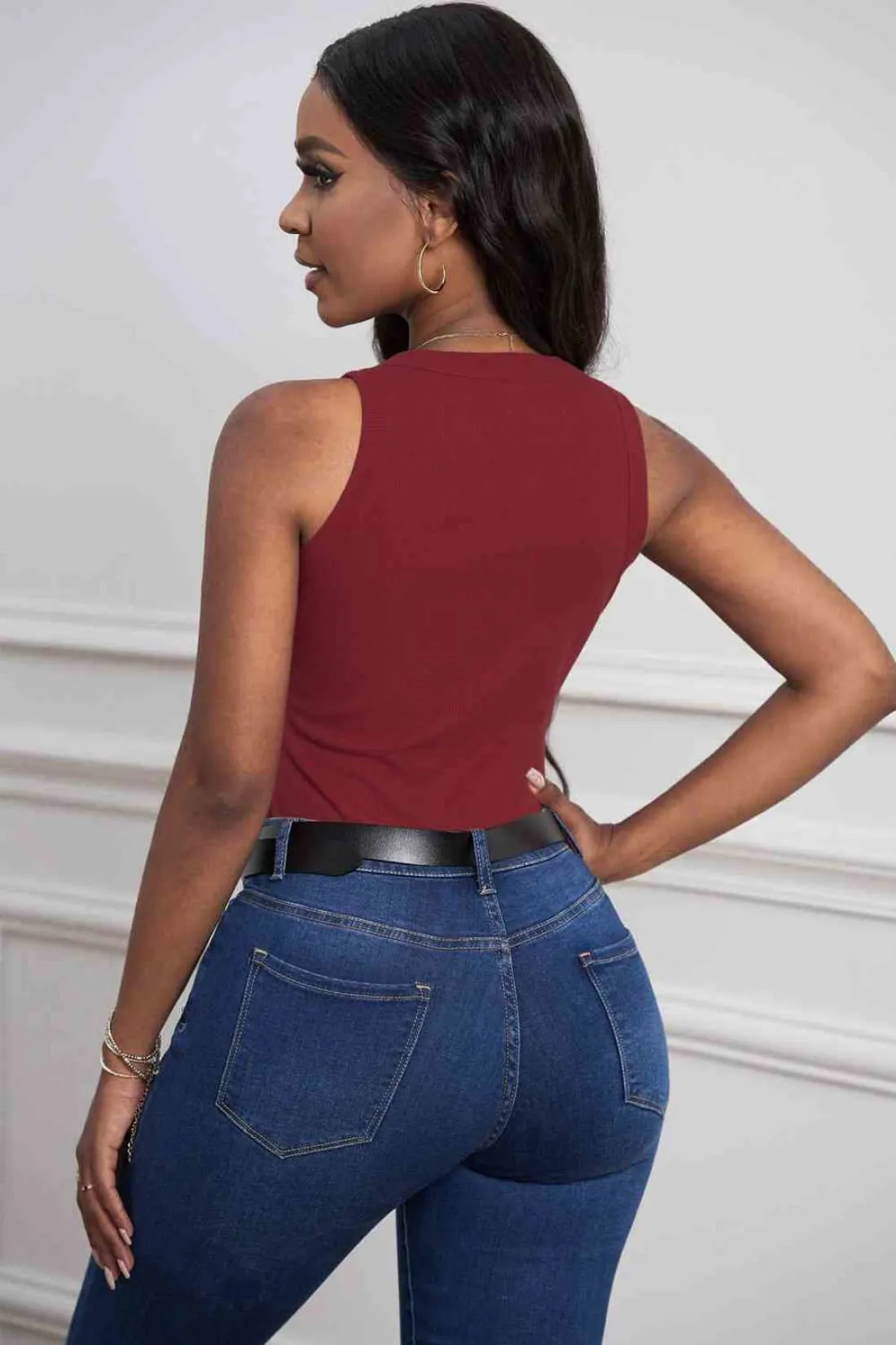 Fitted High-Neck Tank
