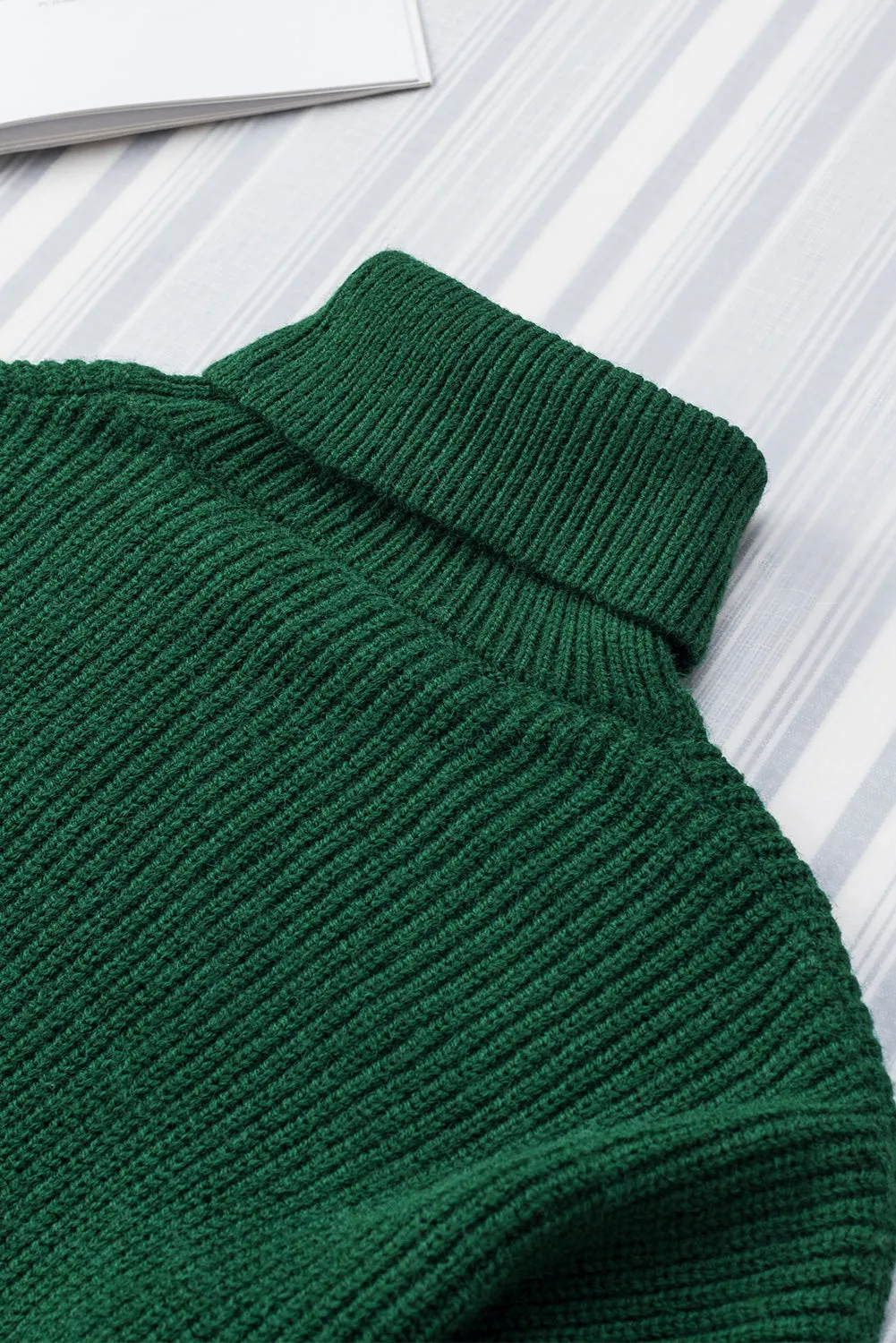 Green Ribbed High Neck Hollowed Sleeve Belted Sweater