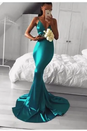 Hunter Green Mermaid Prom Dresses V-neckline Sweep Train