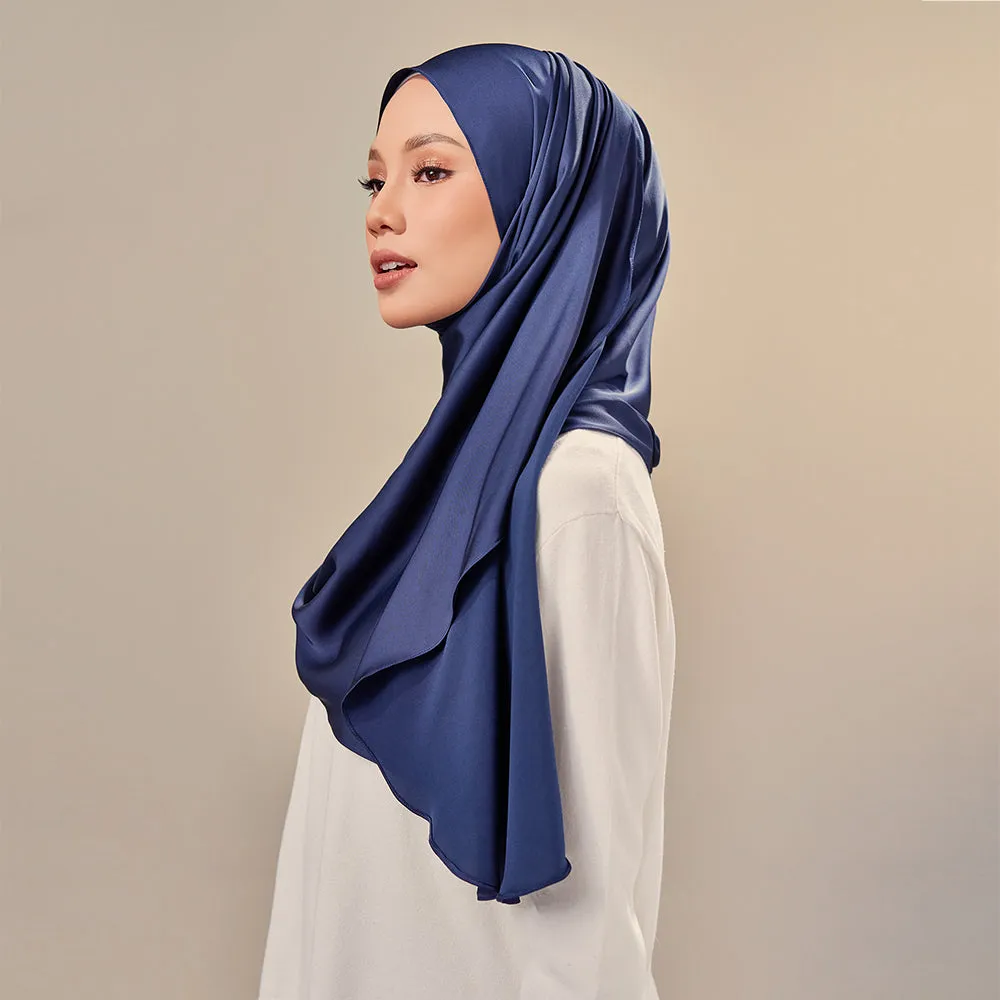 Inaya in Bluefin