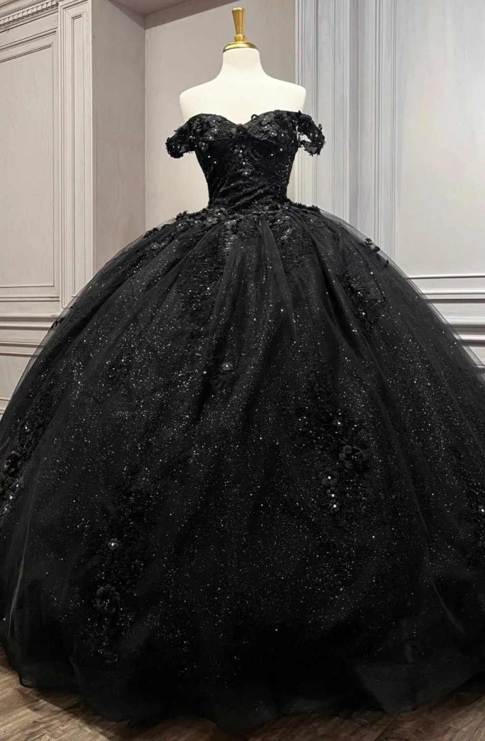 LaDivine by Cinderella Divine 15702 Quinceanera Dress