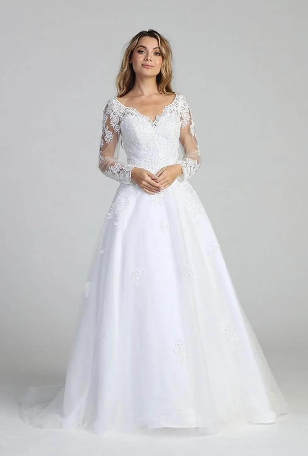 Let’s Evening Gowns 7663L