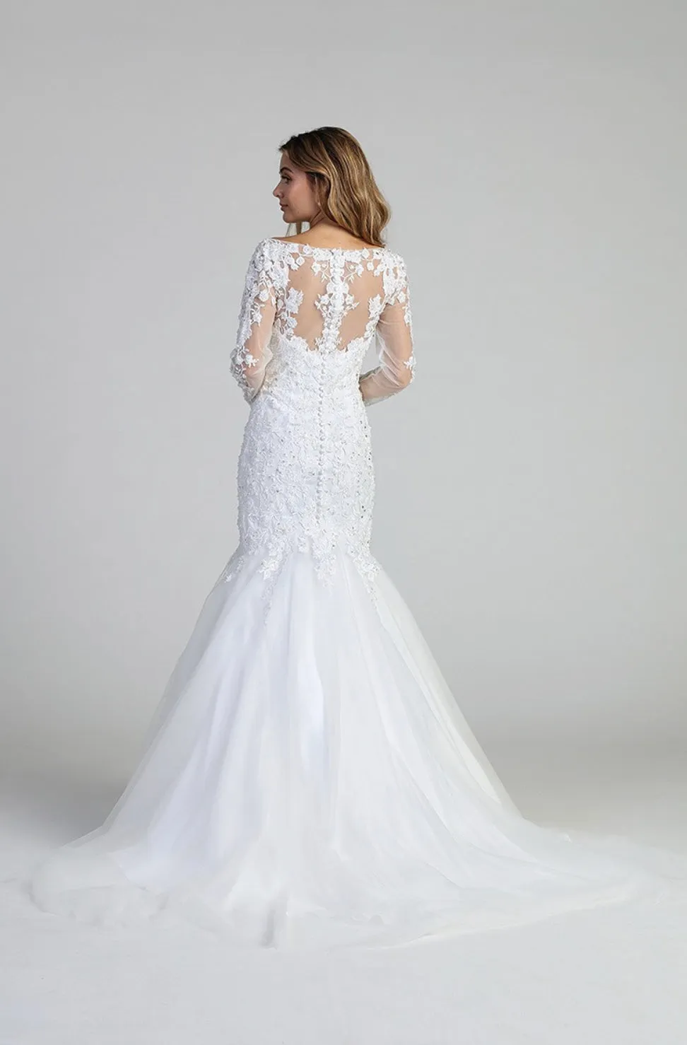 Let’s Evening Gowns 7694L