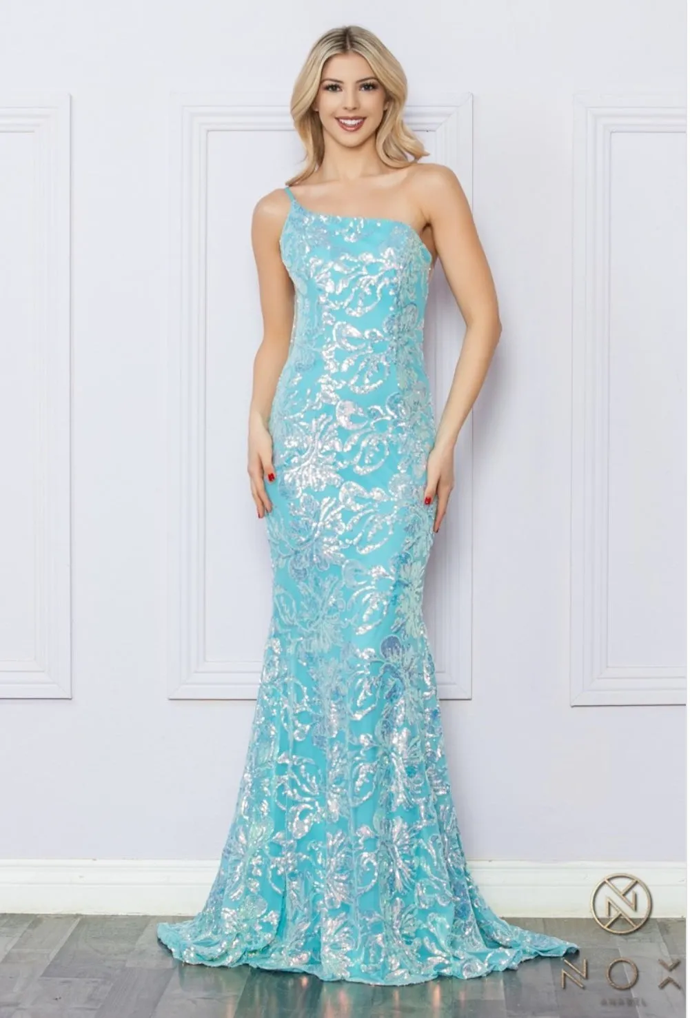 Nox Anabel Evening Gown R1308