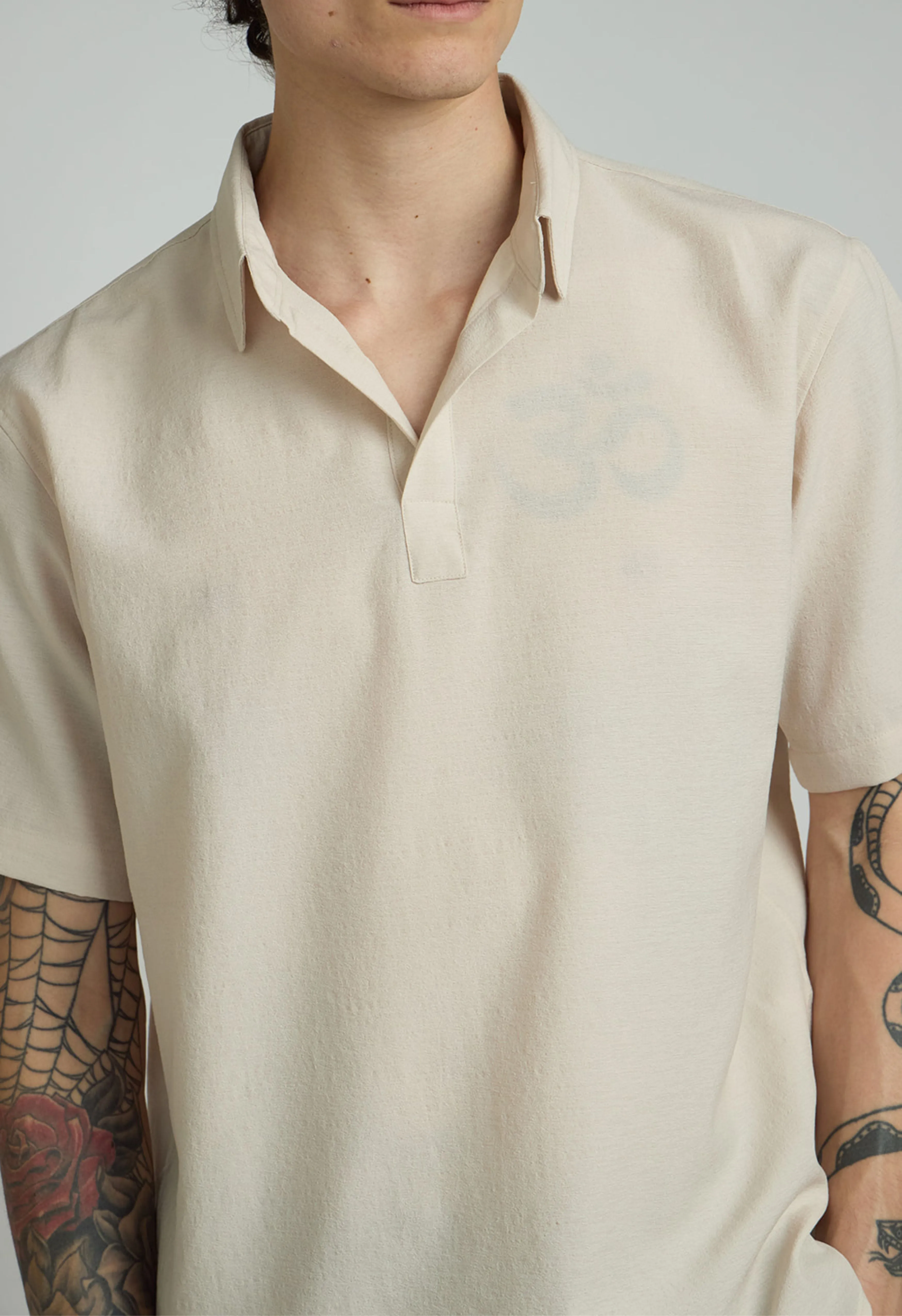 Performance Wrinkle Free Short Sleeve in Cream