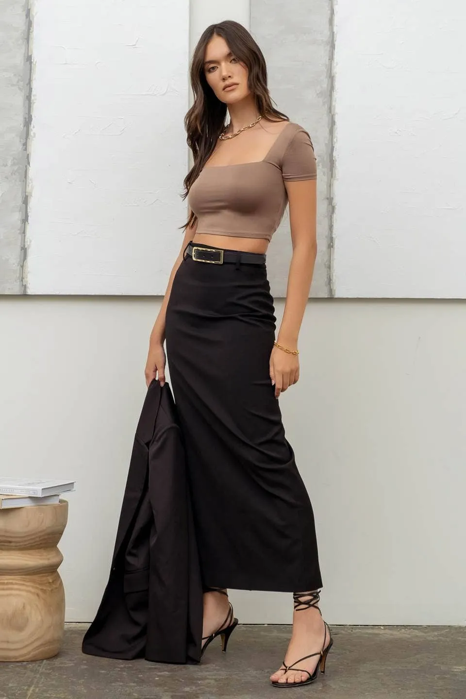 REVERSIBLE SOLID SQUARE NECK KNIT TOP